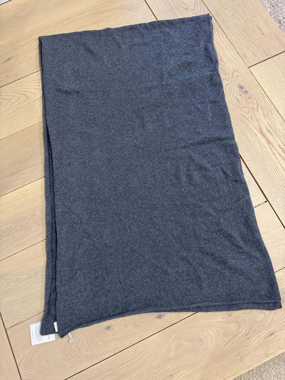Garnet Hill 100% Cashmere Gray Scarf Wrap